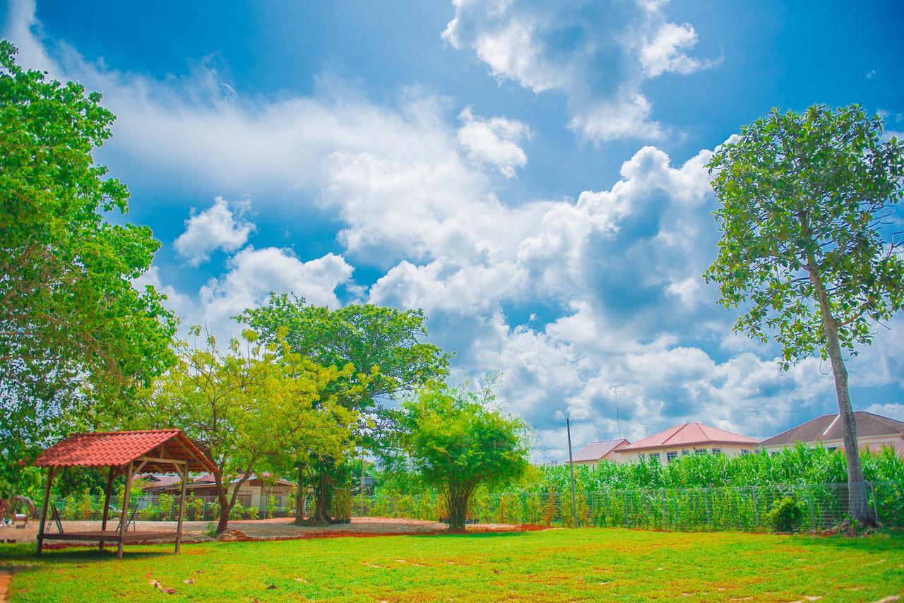 Muo Resort Muar Exterior foto